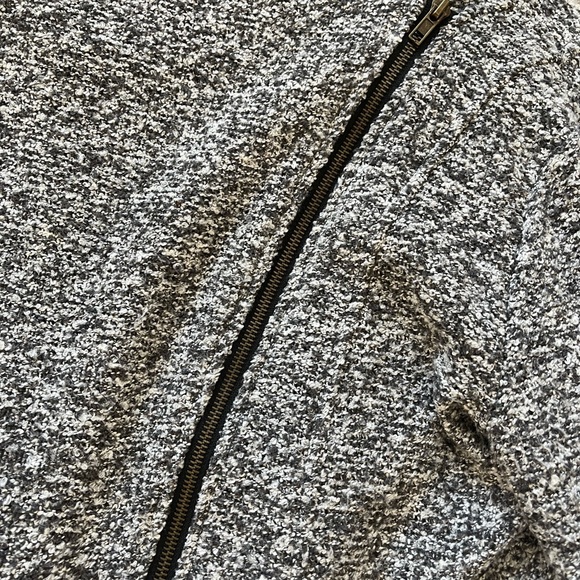 Women’s Hem and Thread Sweater Jacket L - Picture 3 of 3